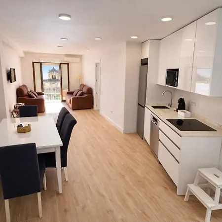 Con Vistas A Iglesia Historica Centro 6 Huespedes Cordoue