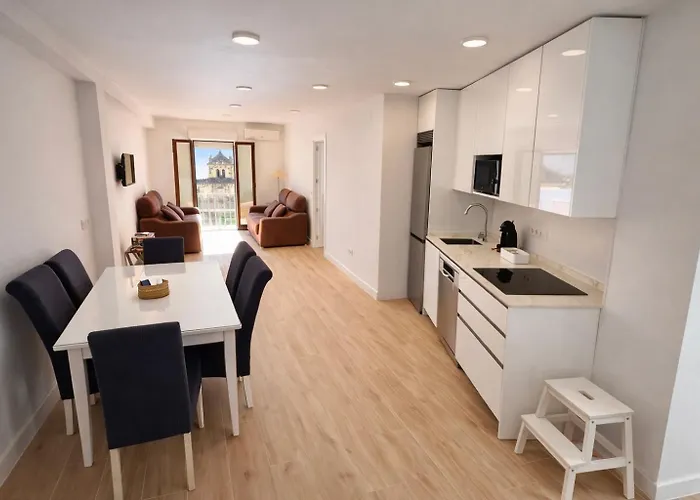 Con Vistas A Iglesia Historica Centro 6 Huespedes Cordoue